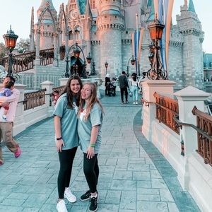 Meet your Posher, Faith